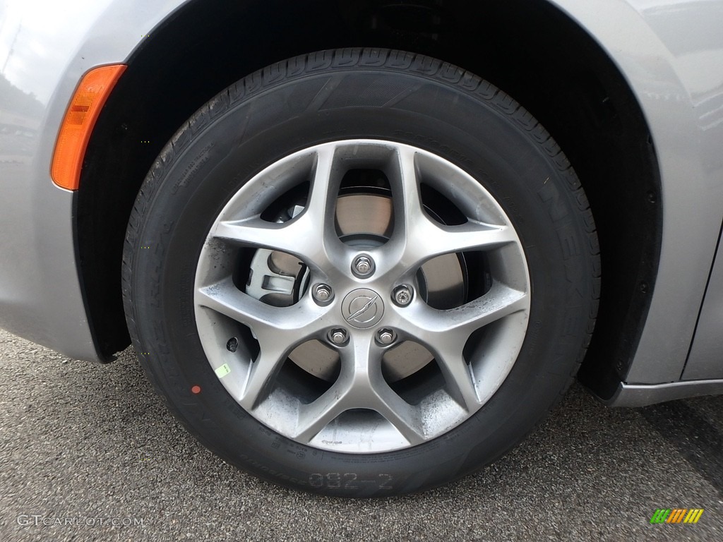 2019 Chrysler Pacifica Touring Plus Wheel Photo #129255147