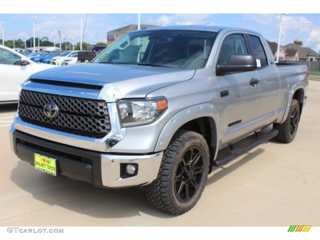 2019 Toyota Tundra TSS Off Road Double Cab 4x4 Exterior Photos