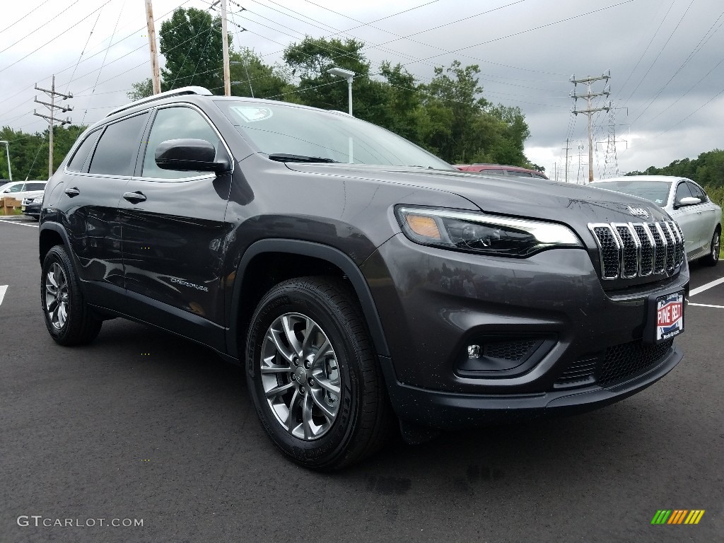 2019 Cherokee Latitude Plus 4x4 - Granite Crystal Metallic / Black photo #1