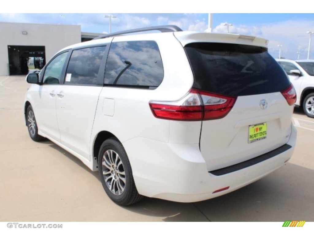 2019 Sienna XLE - Blizzard Pearl White / Ash photo #6