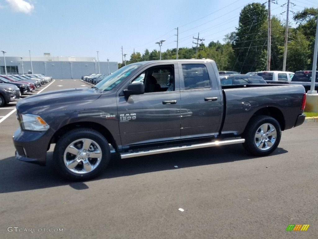 2019 1500 Classic Express Quad Cab 4x4 - Granite Crystal Metallic / Black photo #3