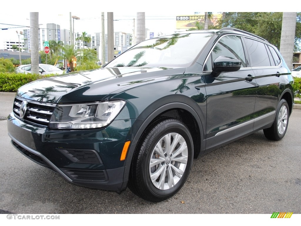 Dark Moss Green Metallic 2018 Volkswagen Tiguan SE Exterior Photo #129261894