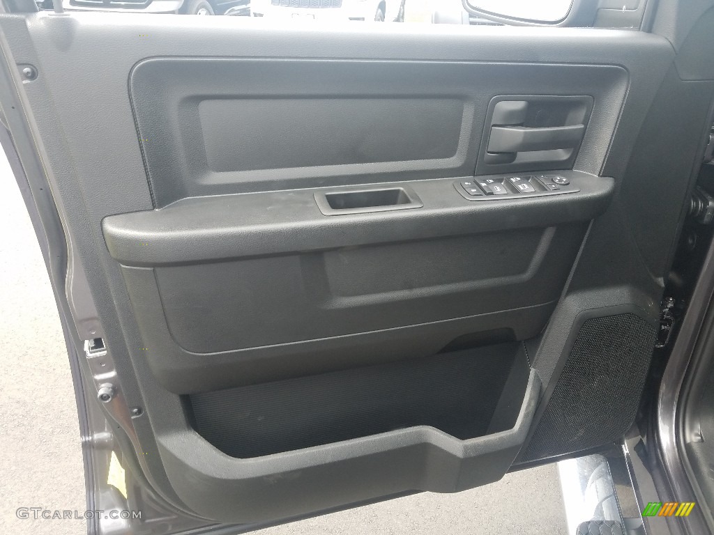 2019 1500 Classic Express Quad Cab 4x4 - Granite Crystal Metallic / Black photo #6