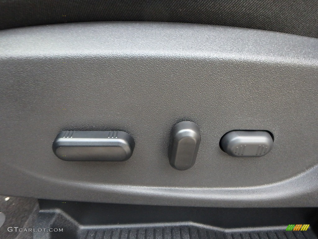 2018 Escape Titanium 4WD - Magnetic / Charcoal Black photo #20