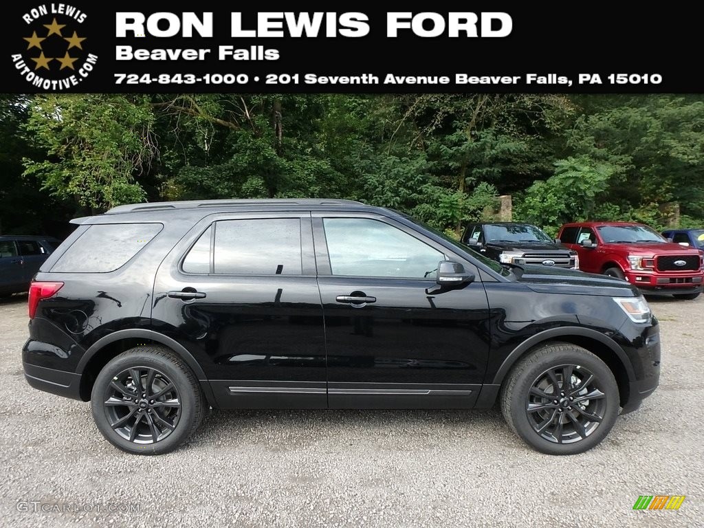 2018 Explorer XLT 4WD - Shadow Black / Ebony Black photo #1