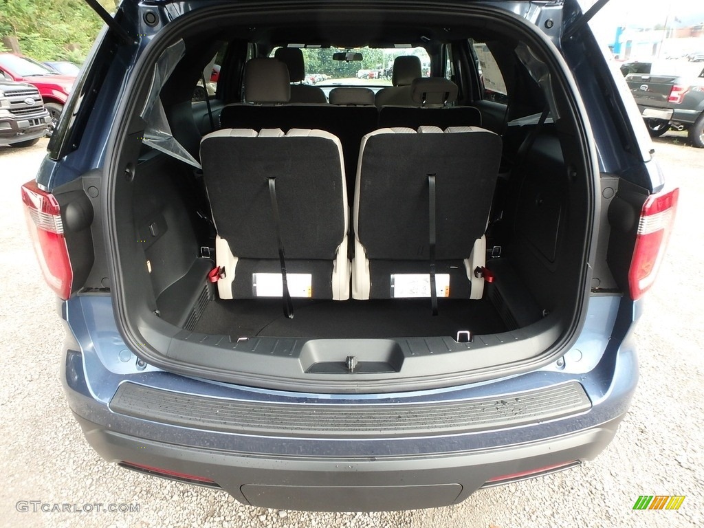 2018 Explorer 4WD - Blue Metallic / Medium Stone photo #4