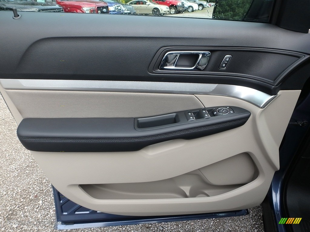 2018 Explorer 4WD - Blue Metallic / Medium Stone photo #15