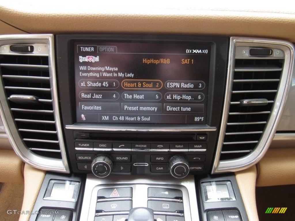 2010 Panamera 4S - Platinum Silver Metallic / Luxor Beige photo #32