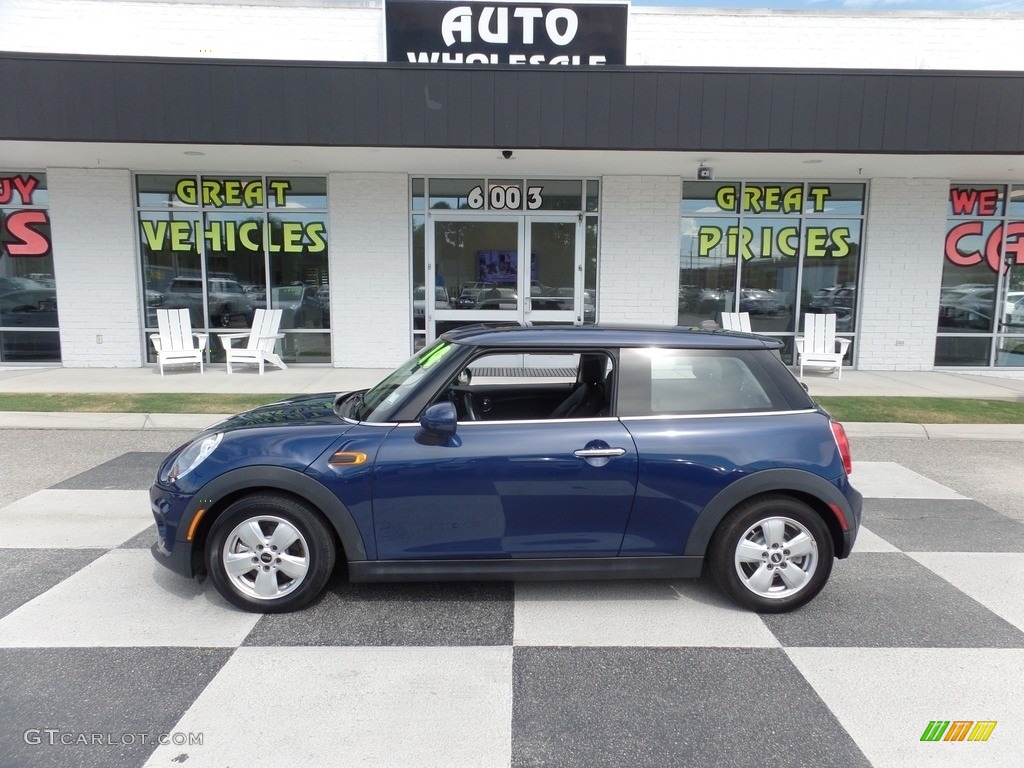 Deep Blue Metallic Mini Cooper