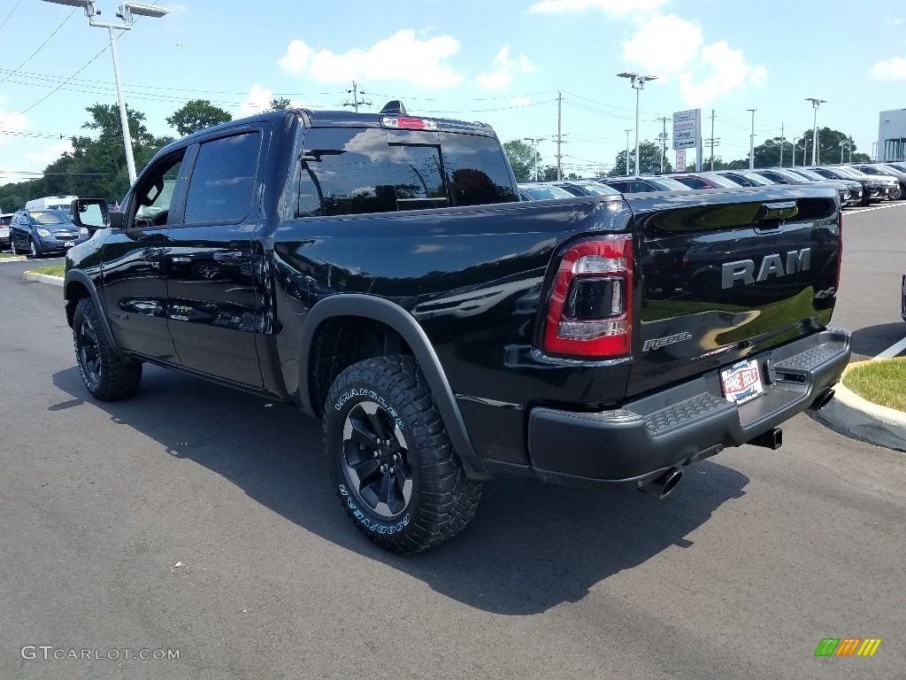 2019 1500 Rebel Crew Cab 4x4 - Diamond Black Crystal Pearl / Black/Red photo #4