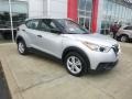 2018 Brilliant Silver Nissan Kicks S #129259203