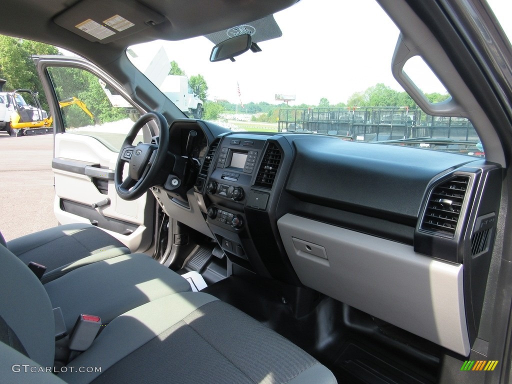 2016 F150 XL Regular Cab - Lithium Gray / Medium Earth Gray photo #22