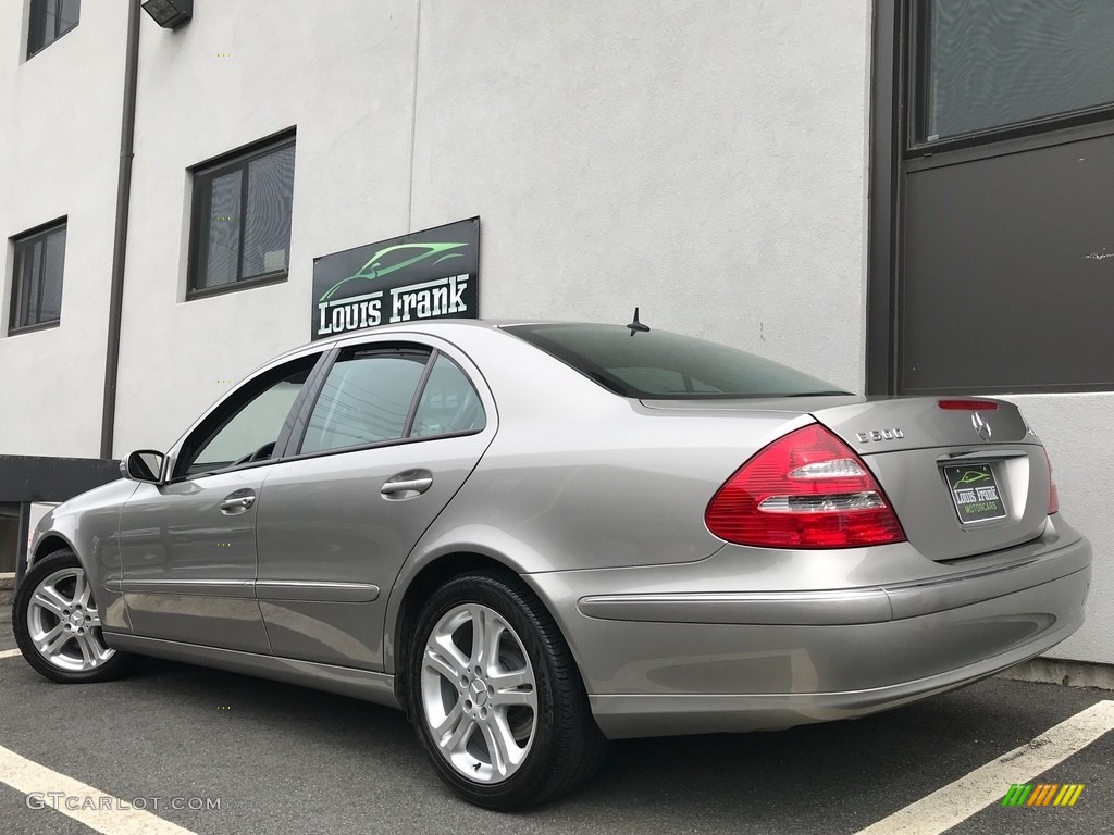 2005 E 500 4Matic Sedan - Pewter Metallic / Charcoal photo #109