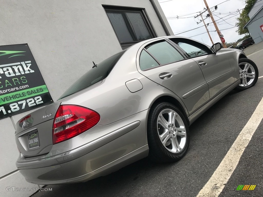 2005 E 500 4Matic Sedan - Pewter Metallic / Charcoal photo #115