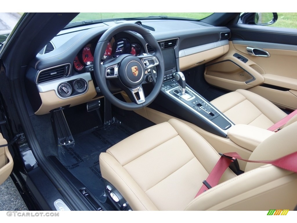 2018 Porsche 911 Carrera 4S Cabriolet Interior Color Photos