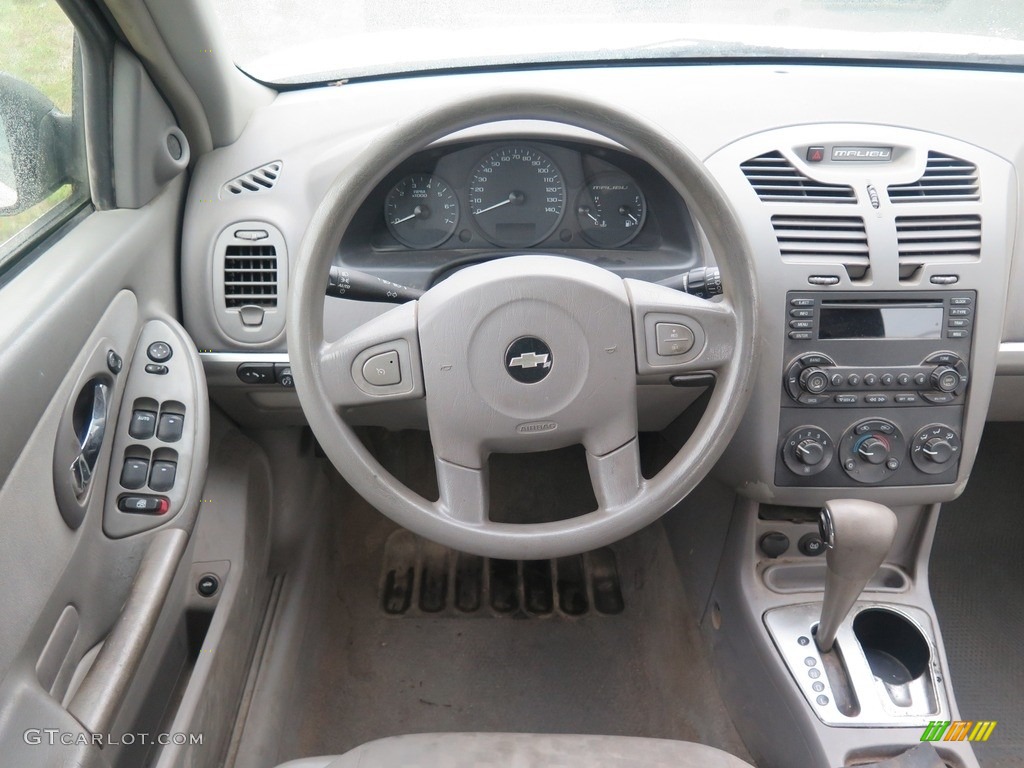 2005 Malibu LS V6 Sedan - White / Gray photo #8
