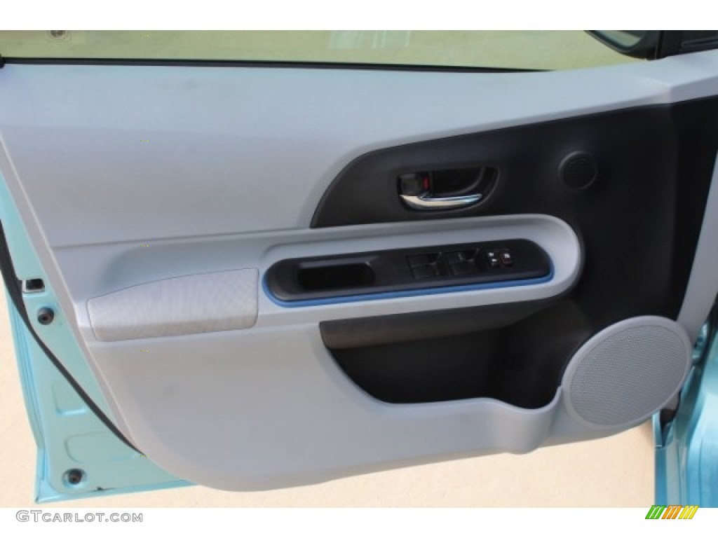 2013 Prius c Hybrid Two - Blue Streak Metallic / Light Blue Gray/Black photo #12