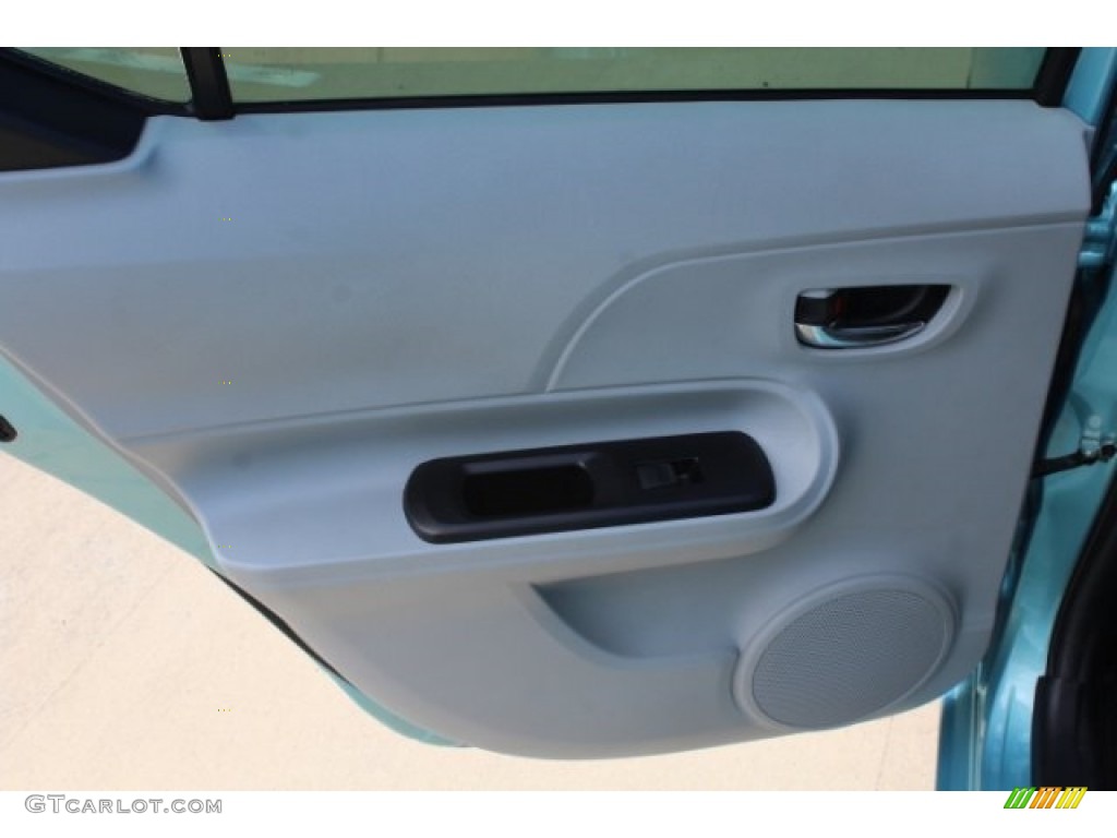 2013 Prius c Hybrid Two - Blue Streak Metallic / Light Blue Gray/Black photo #21