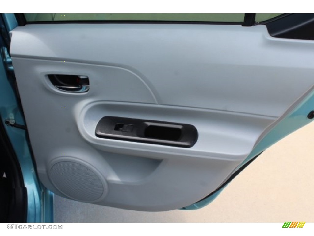 2013 Prius c Hybrid Two - Blue Streak Metallic / Light Blue Gray/Black photo #27