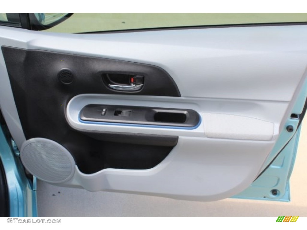 2013 Prius c Hybrid Two - Blue Streak Metallic / Light Blue Gray/Black photo #29