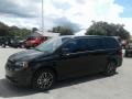 Black Onyx Crystal Pearl 2019 Dodge Grand Caravan SE Plus