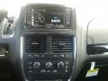 Black Onyx Crystal Pearl - Grand Caravan SE Plus Photo No. 15