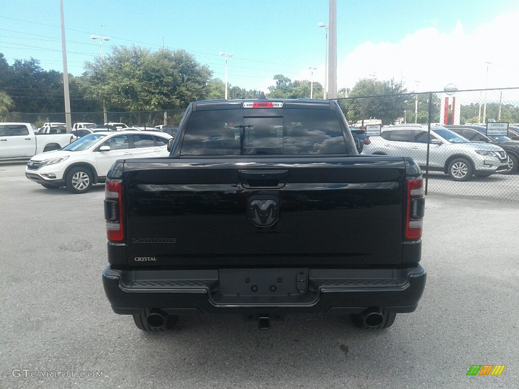 2019 1500 Laramie Crew Cab - Diamond Black Crystal Pearl / Black photo #4