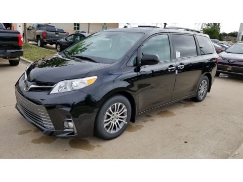 2019 Toyota Sienna XLE Data, Info and Specs