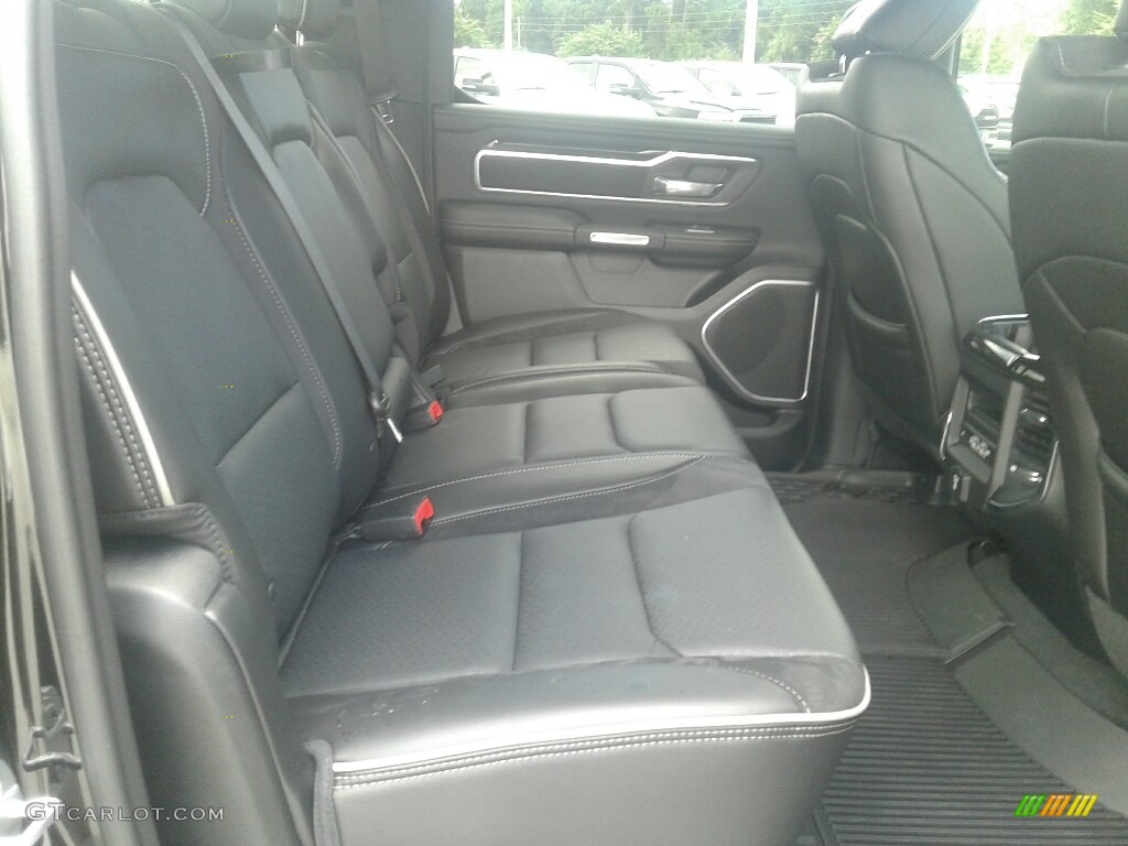 2019 1500 Laramie Crew Cab - Diamond Black Crystal Pearl / Black photo #11