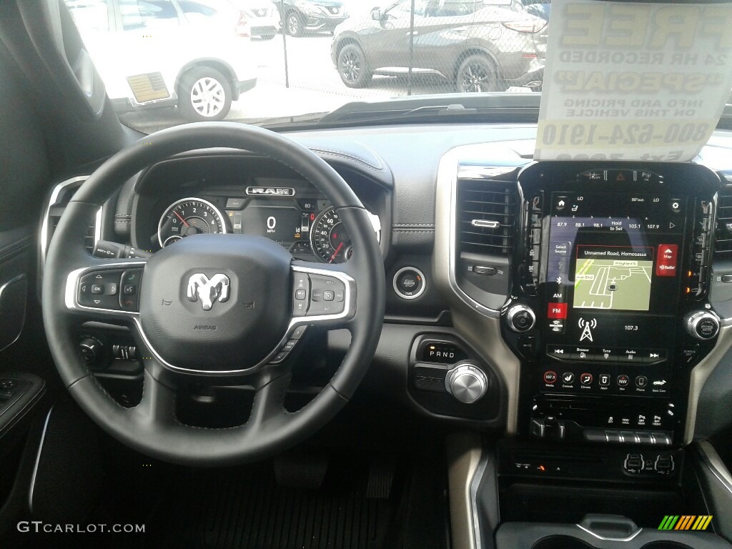 2019 1500 Laramie Crew Cab - Diamond Black Crystal Pearl / Black photo #13