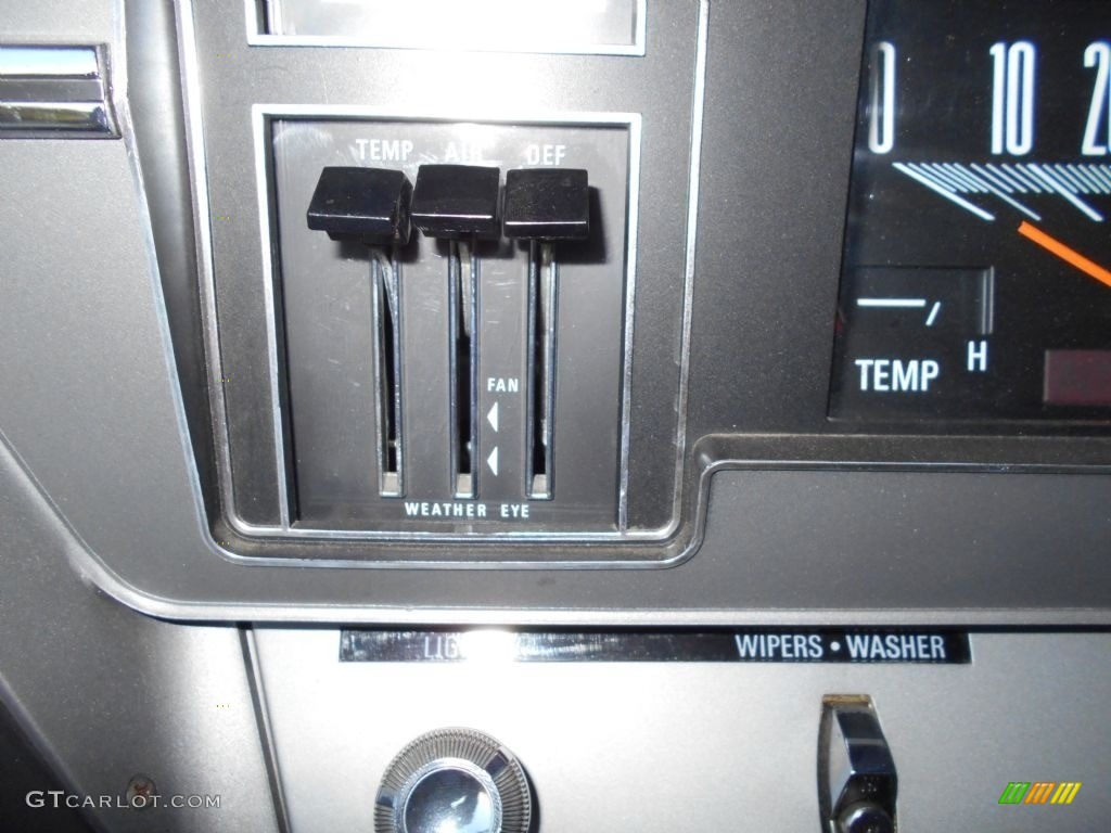 1970 AMC Rebel Machine Controls Photos