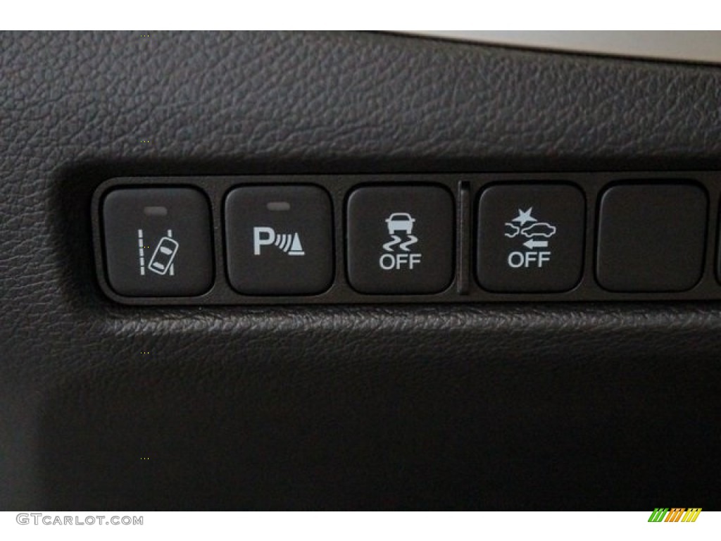 2019 Acura RLX Sport Hybrid SH-AWD Controls Photo #129310995