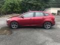 Ruby Red - Focus SE Hatchback Photo No. 3