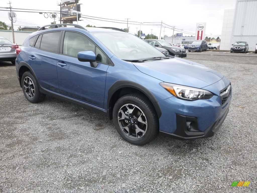 2019 Crosstrek 2.0i Premium - Quartz Blue Pearl / Black photo #1
