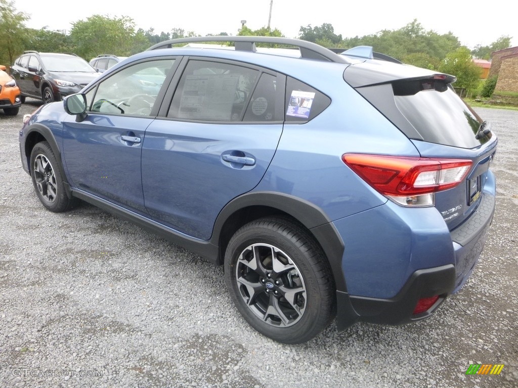 2019 Crosstrek 2.0i Premium - Quartz Blue Pearl / Black photo #6