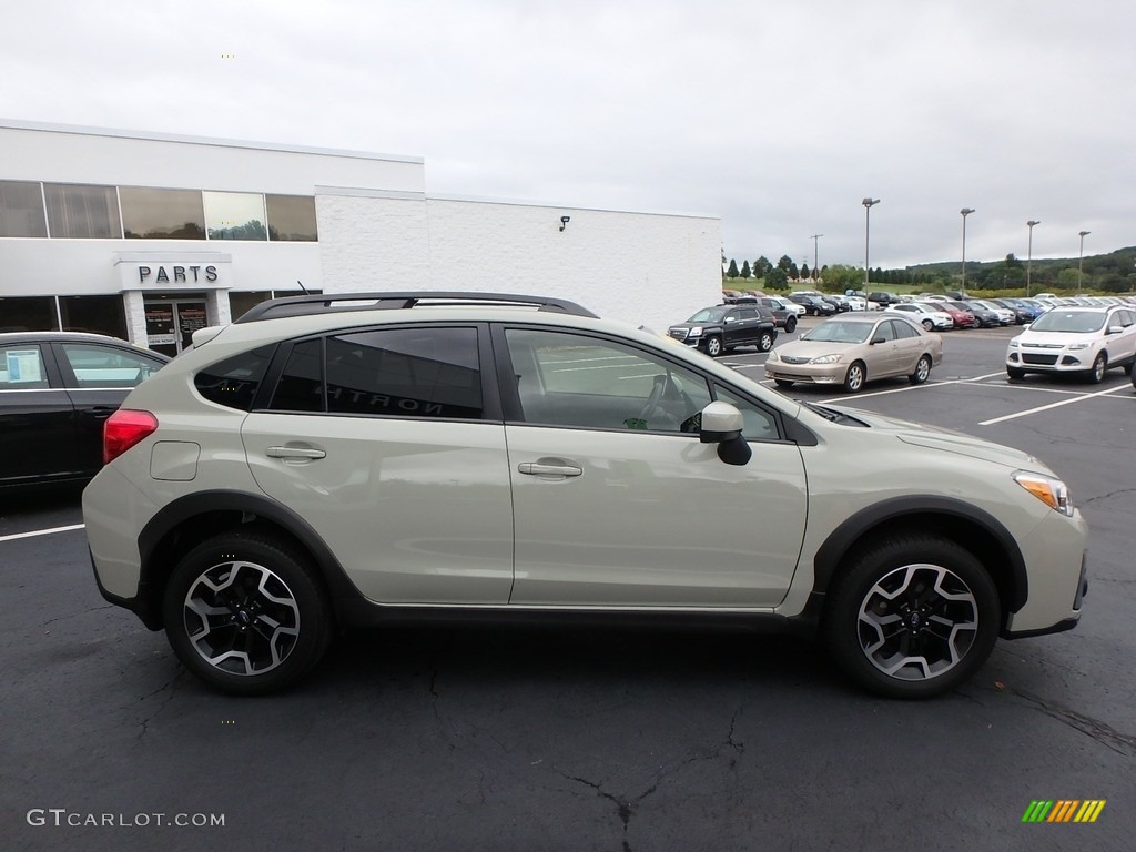 2017 Crosstrek 2.0i Premium - Desert Khaki / Black photo #5