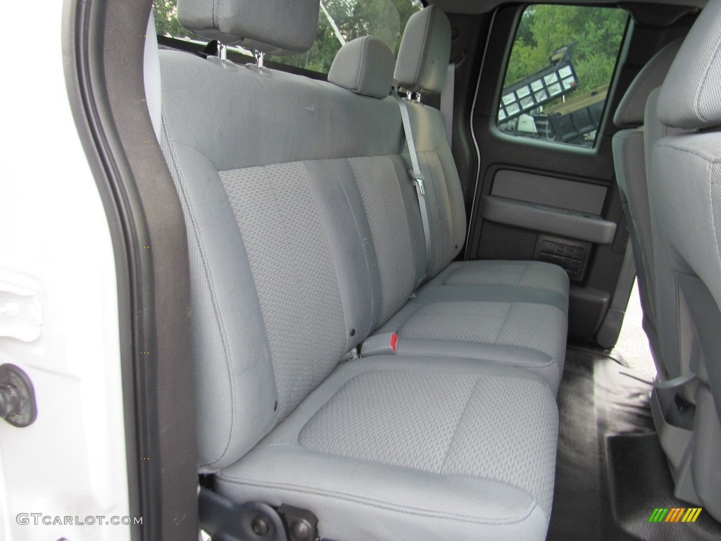 2014 F150 XL SuperCab - Oxford White / Steel Grey photo #31