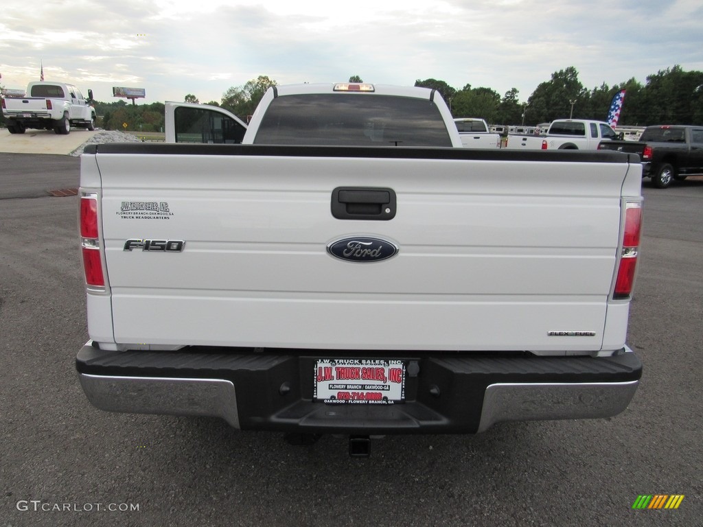 2014 F150 XL SuperCab - Oxford White / Steel Grey photo #33