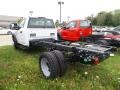 White - F550 Super Duty XL Regular Cab Chassis Photo No. 3