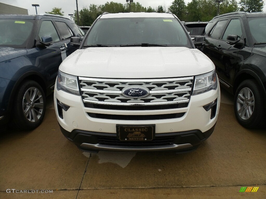 2018 Explorer XLT 4WD - White Platinum / Ebony Black photo #2