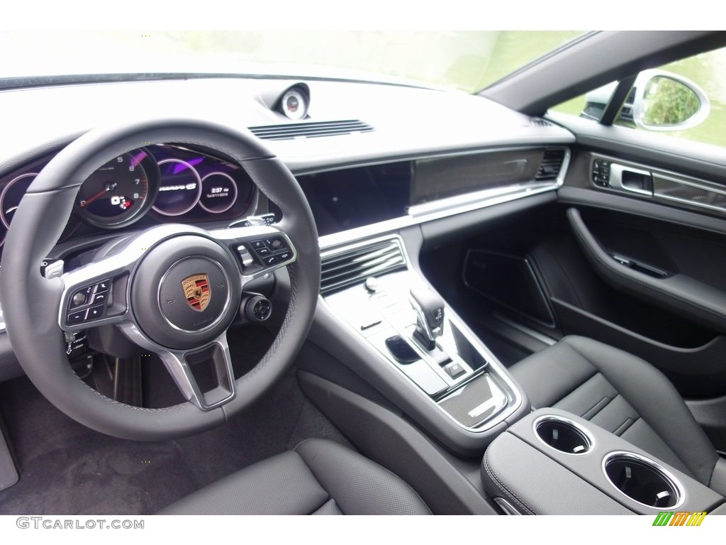 2018 Porsche Panamera 4S Black Dashboard Photo #129337030