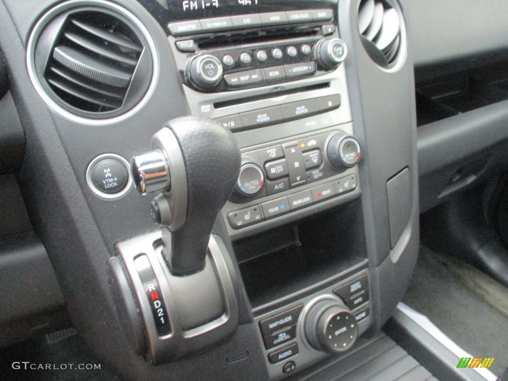 2015 Pilot Touring 4WD - Modern Steel Metallic / Black photo #16