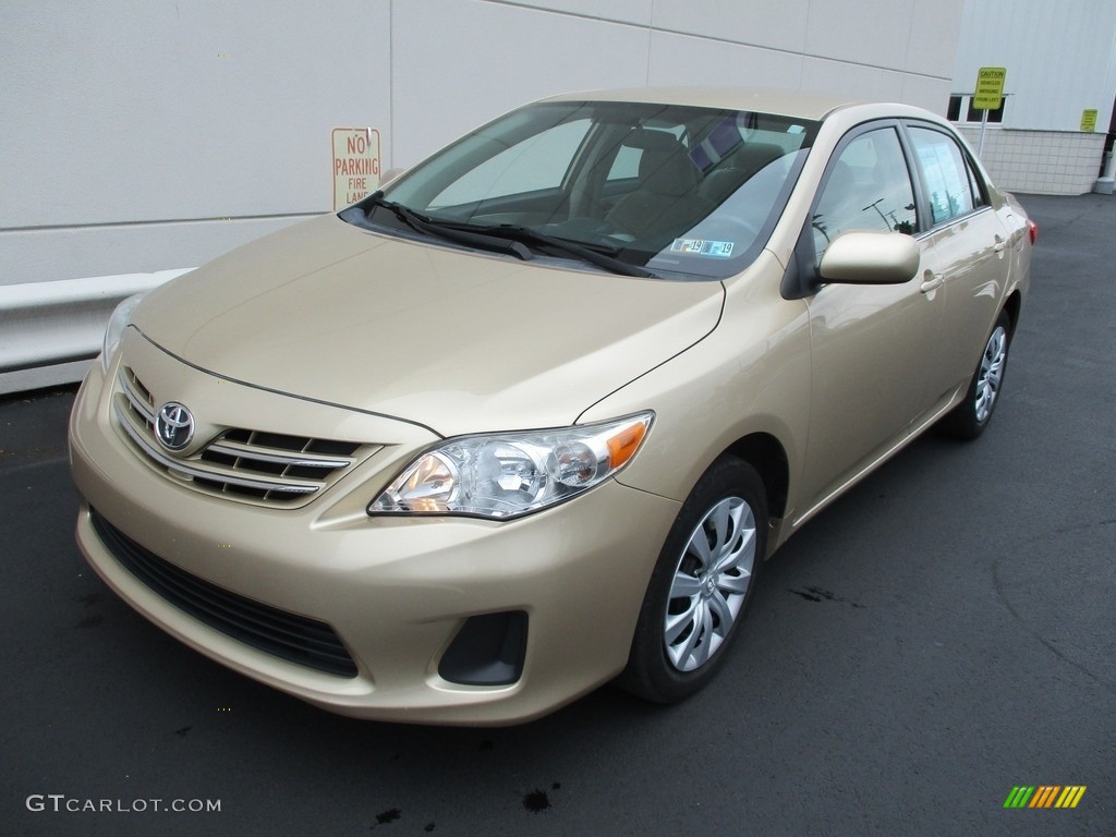 2013 Corolla LE - Sandy Beach Metallic / Bisque photo #10
