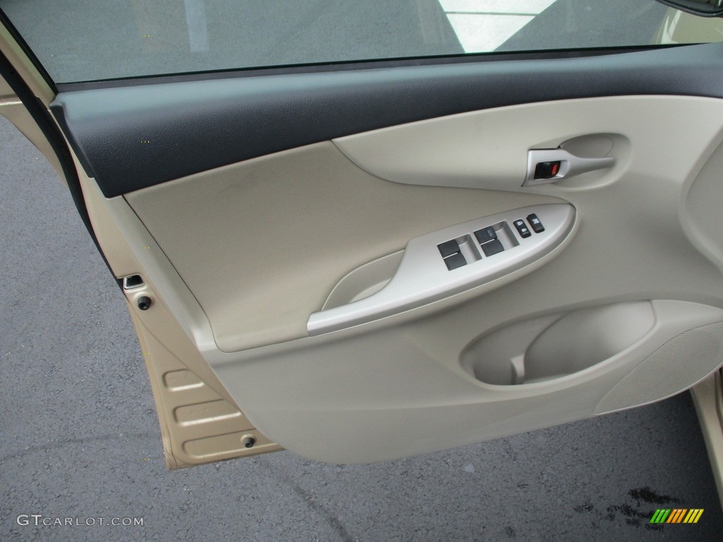 2013 Corolla LE - Sandy Beach Metallic / Bisque photo #11