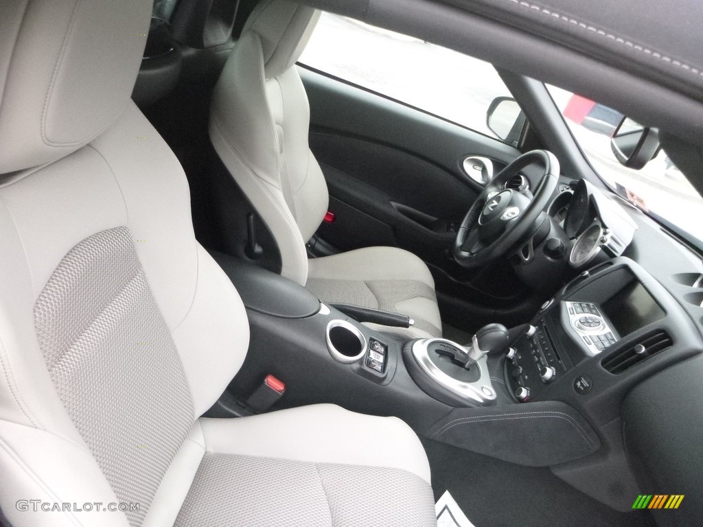 2016 Nissan 370Z Touring Roadster Front Seat Photo #129345850