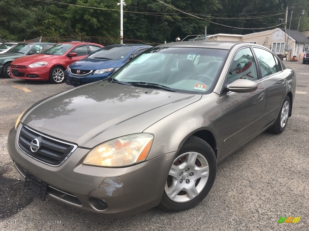 Velvet Beige Nissan Altima