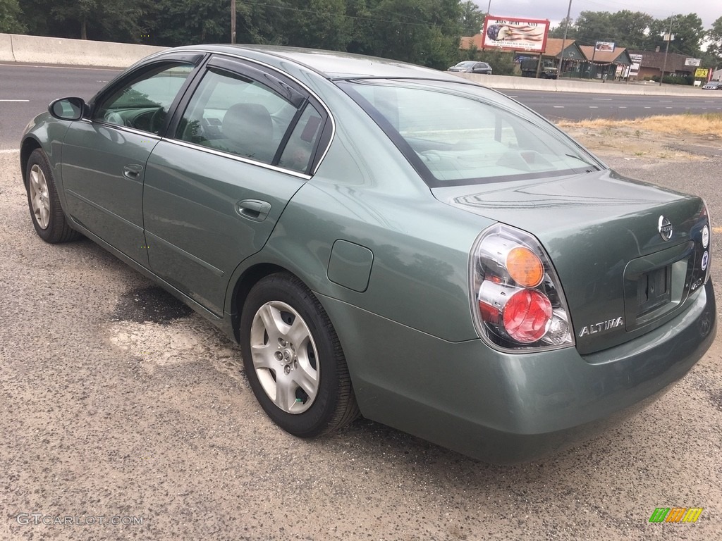 2002 Altima 2.5 S - Mystic Emerald Metallic / Blond Beige photo #2