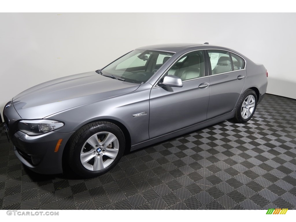 2013 5 Series 528i xDrive Sedan - Space Gray Metallic / Everest Gray photo #9