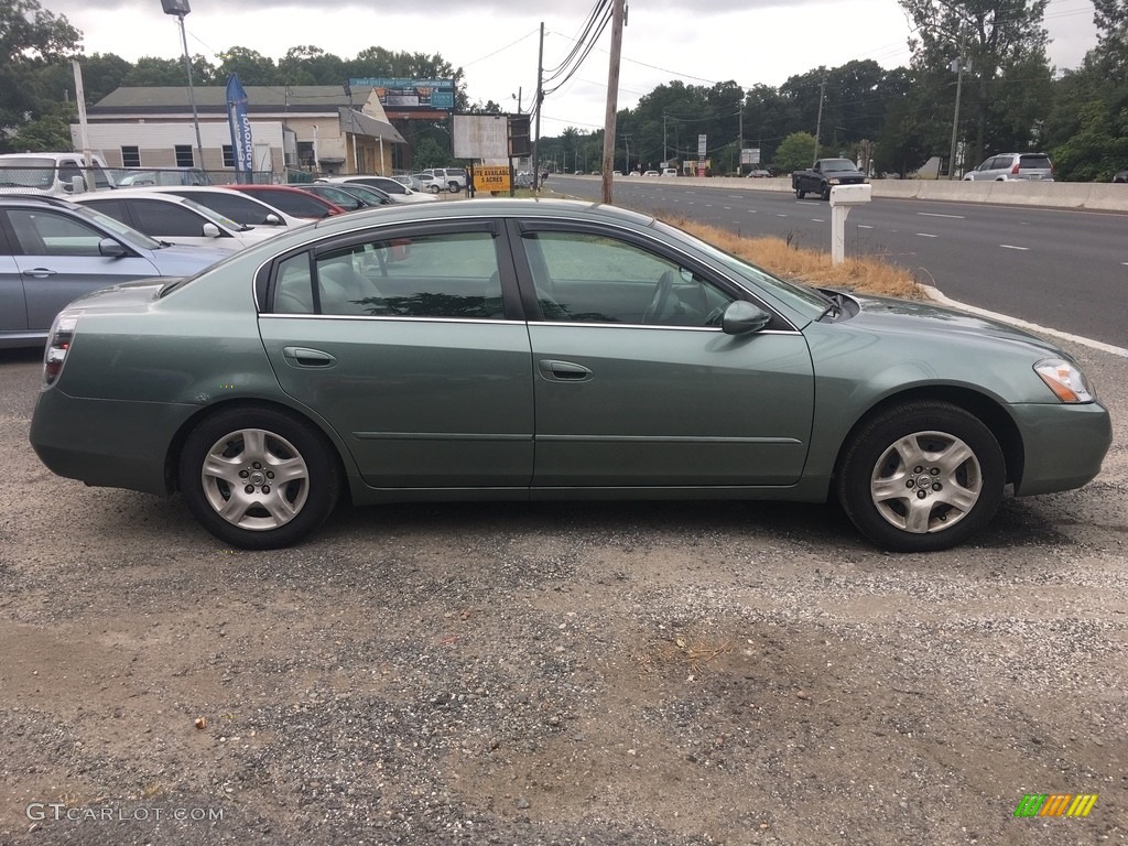 2002 Altima 2.5 S - Mystic Emerald Metallic / Blond Beige photo #5
