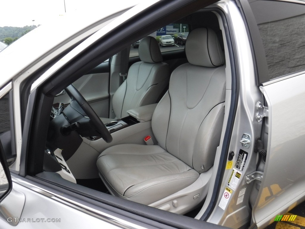 2012 Venza LE AWD - Classic Silver Metallic / Light Gray photo #10